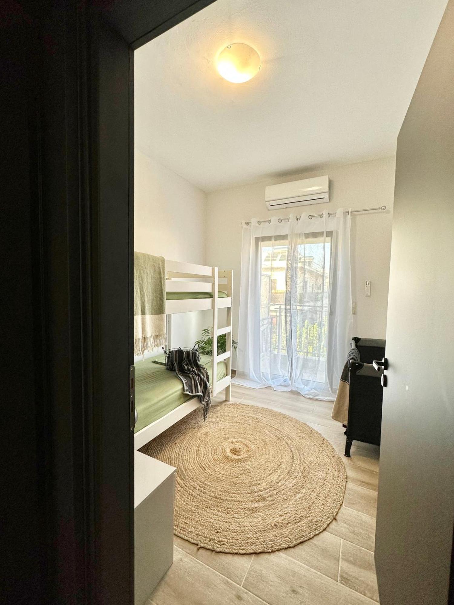 Exquisite 4-bedroom Prestige * Rhodes City