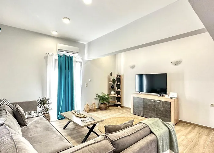 Exquisite 4-Bedroom Prestige Apartment